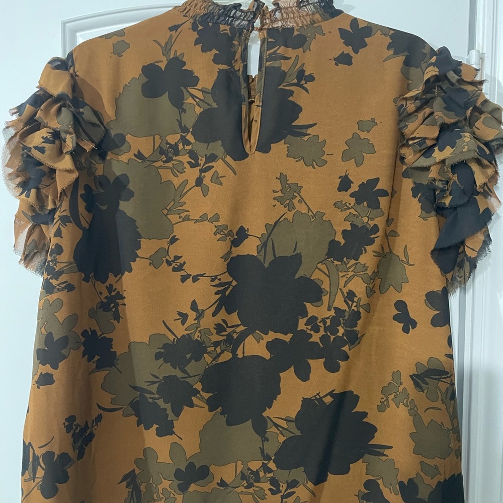 Sugarlips Ruffled Brown and Black Blouse - Picture 5 of 8